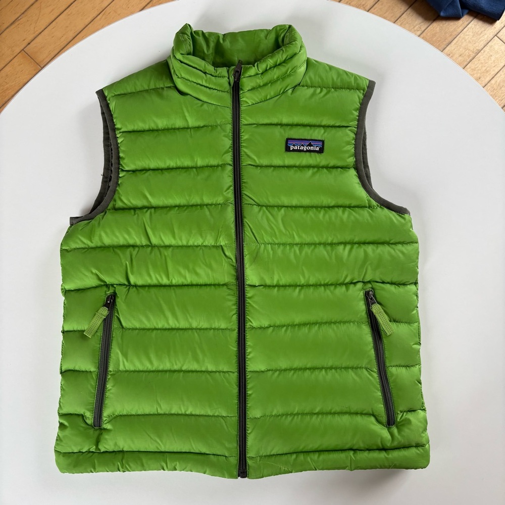 Patagonia Down Sweater Vest small (7-8)
